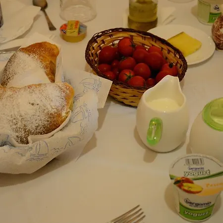 Oda ve Kahvaltı Alla Vucciria